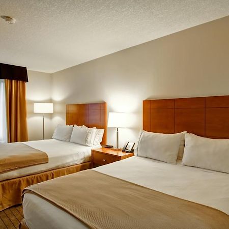 Holiday Inn Express And Suites Guelph, An Ihg Hotel Exteriör bild