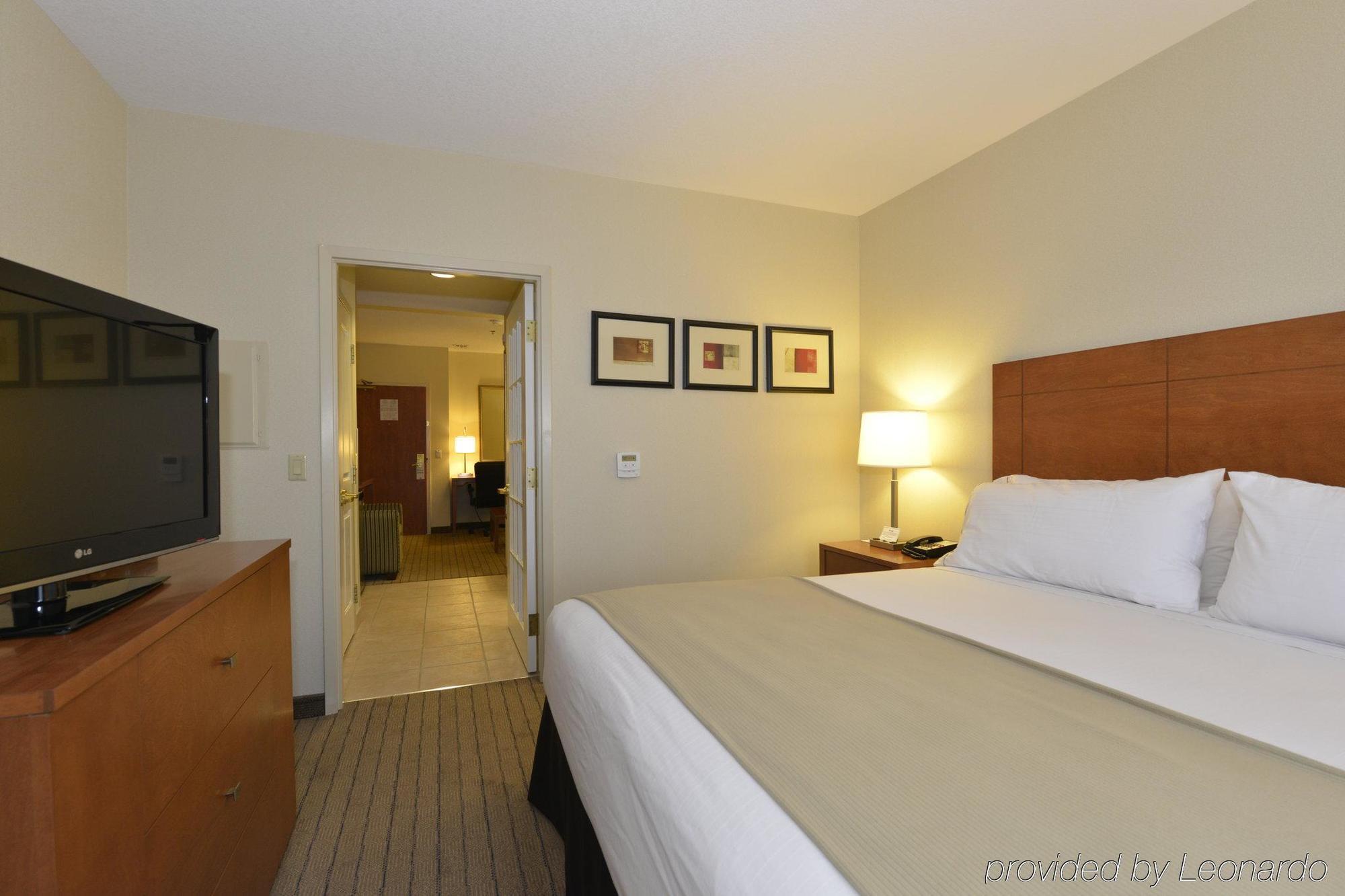 Holiday Inn Express And Suites Guelph, An Ihg Hotel Exteriör bild