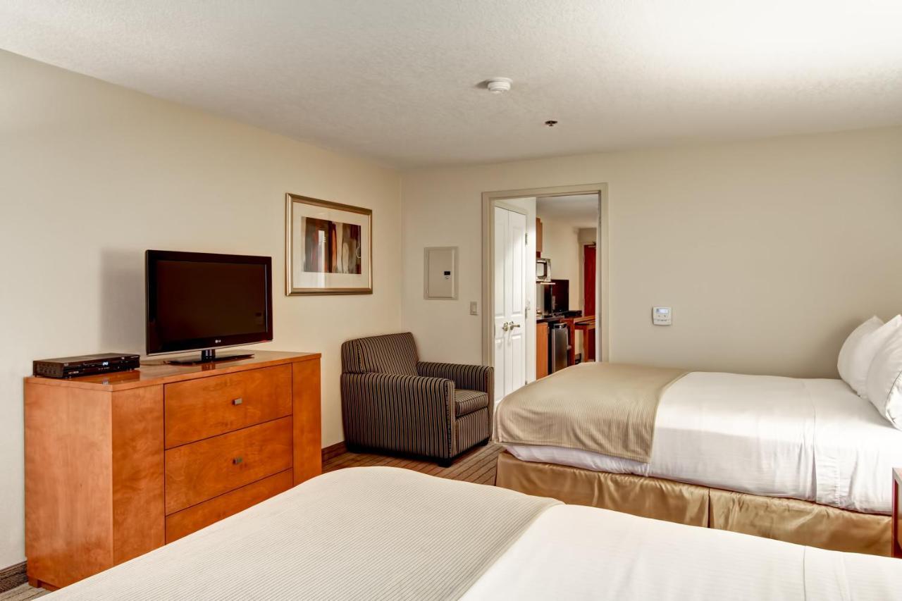 Holiday Inn Express And Suites Guelph, An Ihg Hotel Exteriör bild