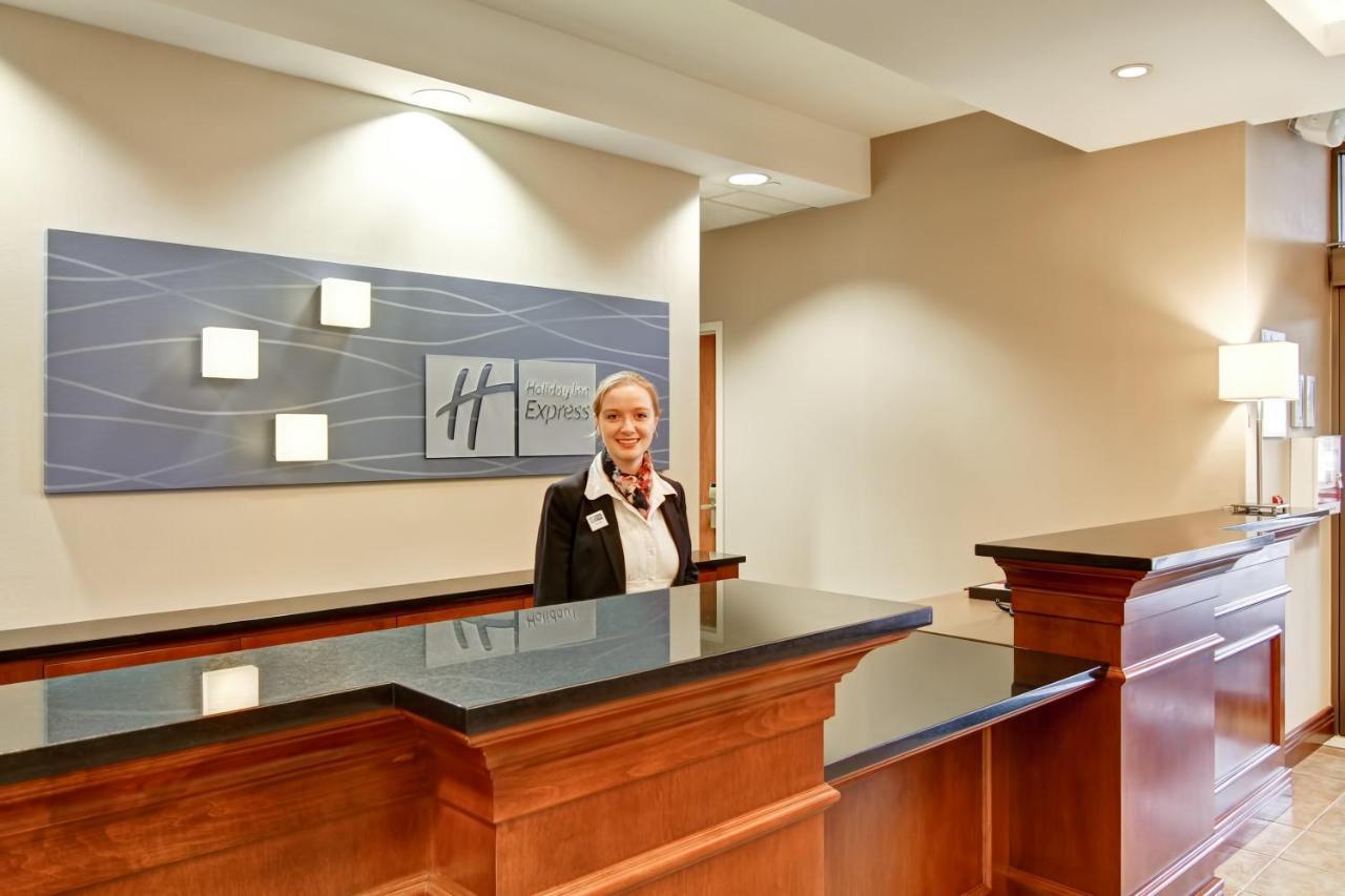 Holiday Inn Express And Suites Guelph, An Ihg Hotel Exteriör bild